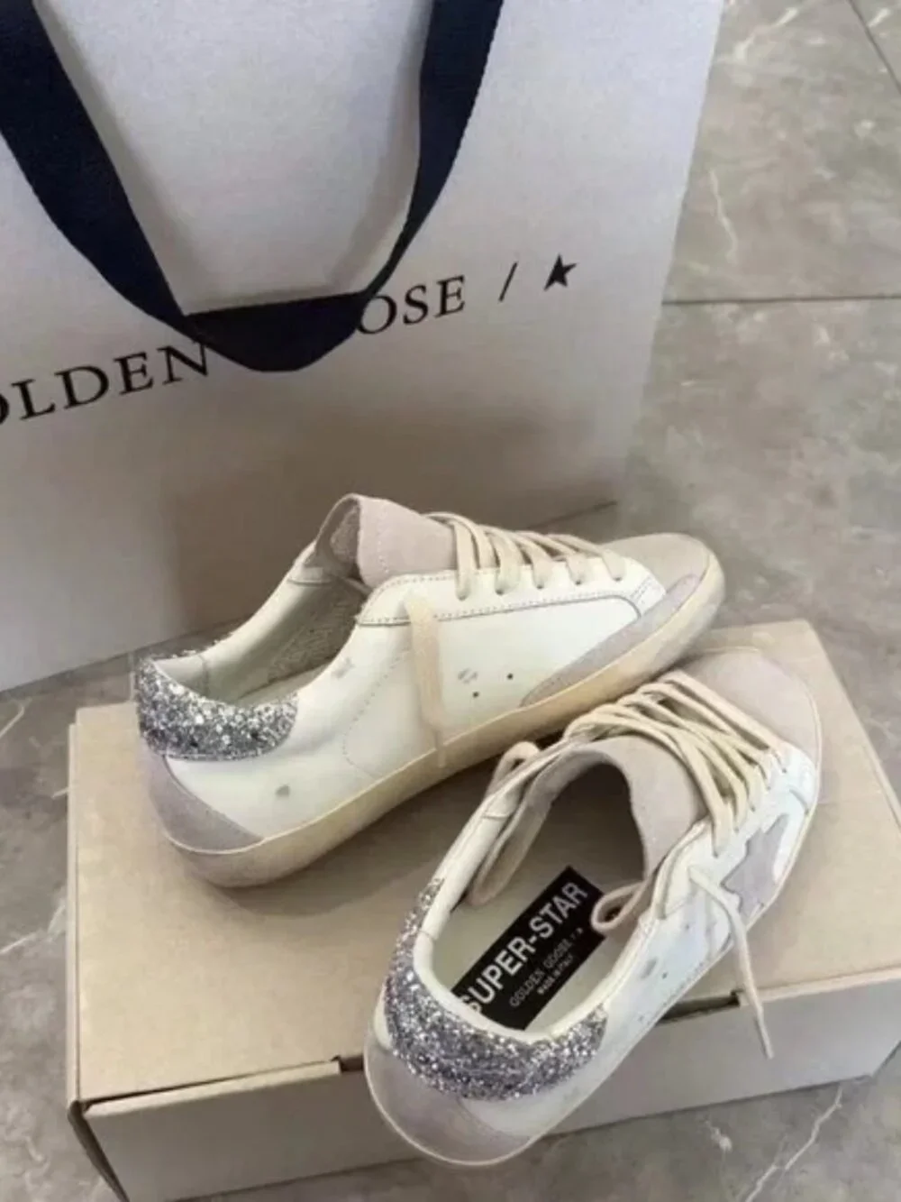 Golden Goose Women's Sneakers - Picture 5 of 6